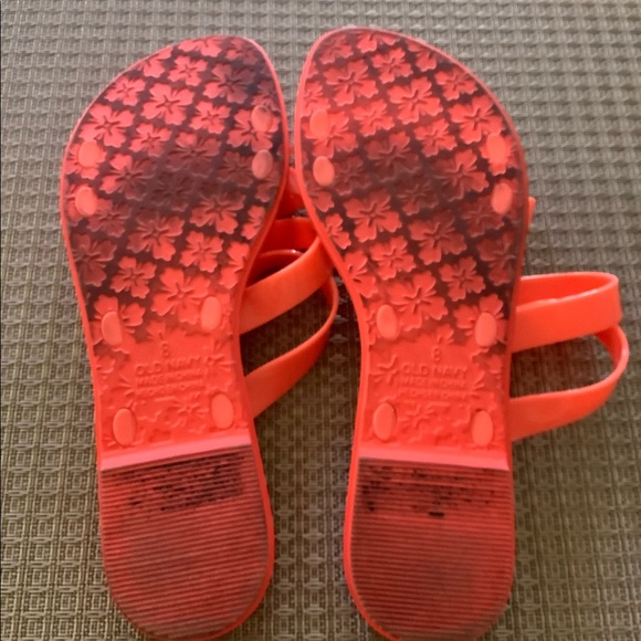 🔥Old Navy Sandals - Picture 7 of 8